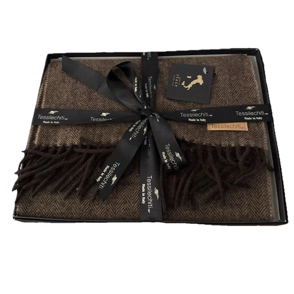 Italian Cashmere Wool Tessilechiti Scarf Made In Italy Brand NWT In Gift Box